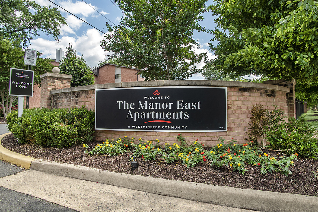 Photos and Video of The Manor/The Manor East Apartments in Leesburg, VA